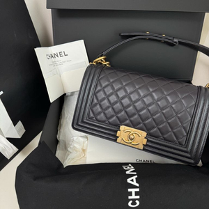 샤넬보이백 / 미듐사이즈 (풀구성)