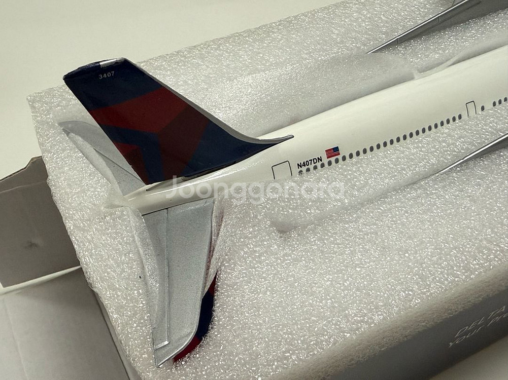 델타 항공 에어버스 A330-300 모형--2