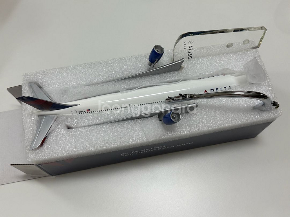 델타 항공 에어버스 A330-300 모형--1