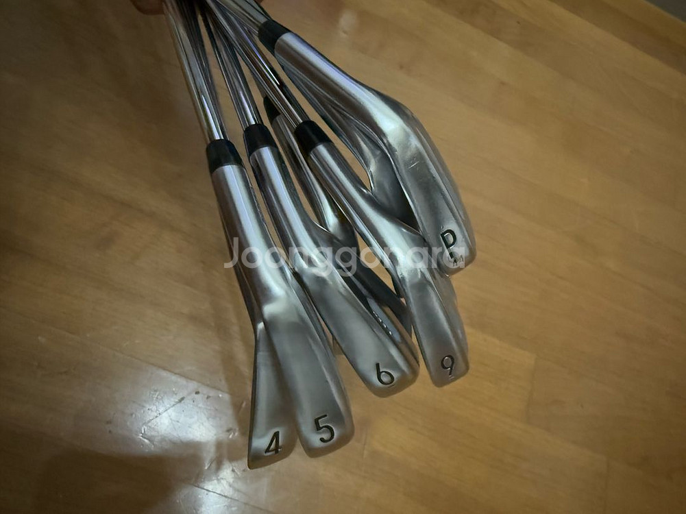 타이틀리스트 T100S 아이언--1