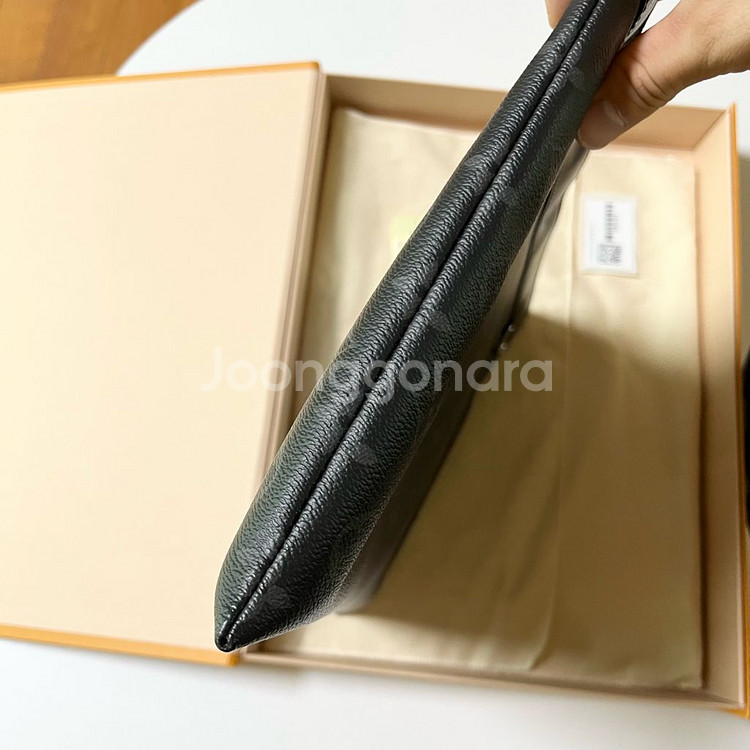 루이비통 이클립스 포쉐트 클러치 가방--5
