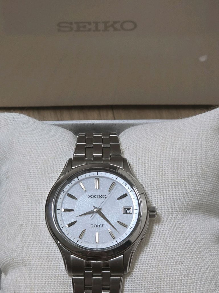 세이코 돌체 전파 솔라 시계 이미지