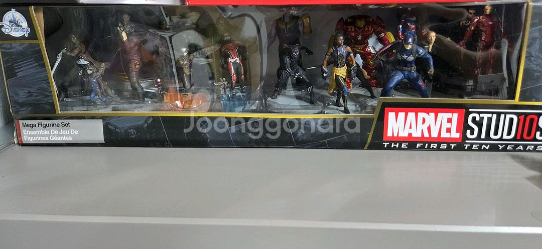 마블 10주년 기념 메가 피규어 20종 세트 팔아요!--0