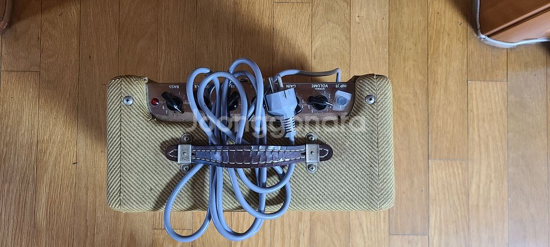 Fender 펜더 브롱코 앰프 220V--3