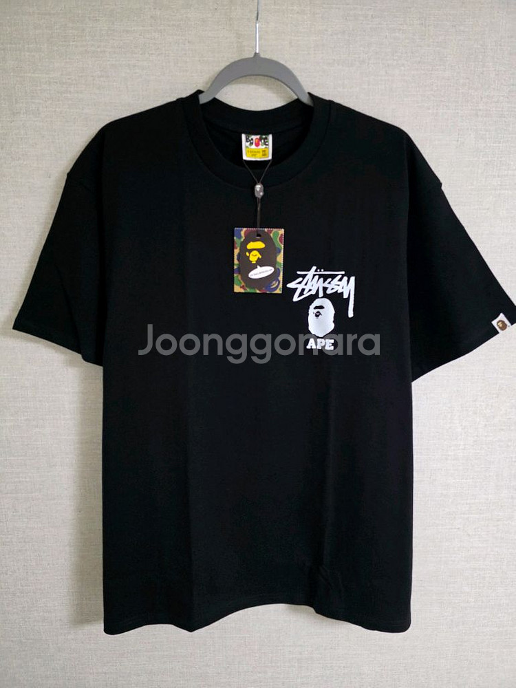 베이프x스투시 반팔티 화이트, 블랙 2XL 팝니다.--0