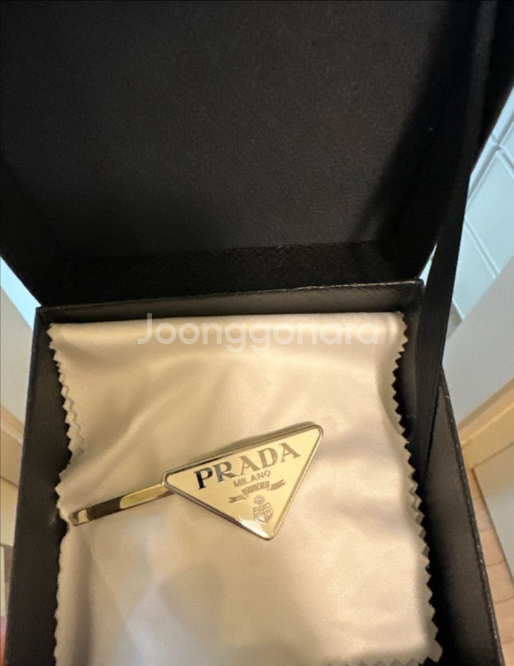 프라다 헤어핀 (1p) 오른쪽--0