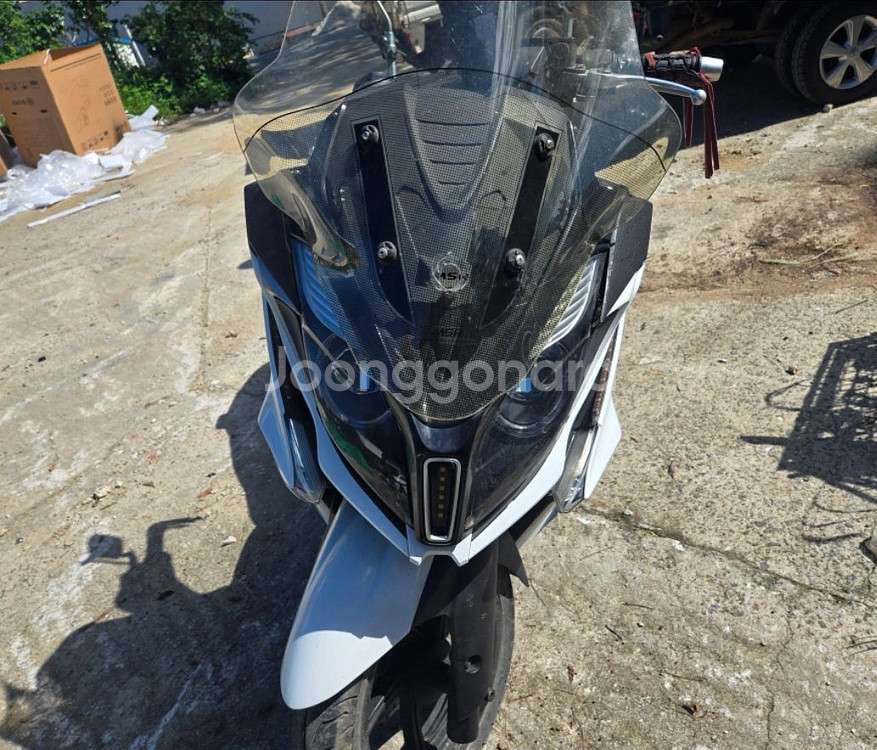 킴코 스쿠터 다운타운 125cc--0