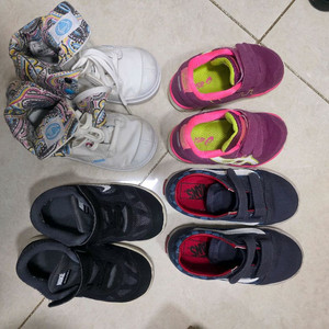 유아신발 140사이즈팝니다