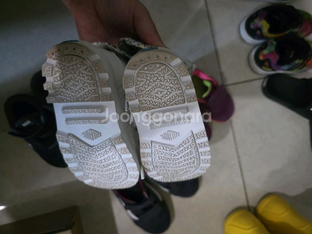 유아신발 140사이즈팝니다--6