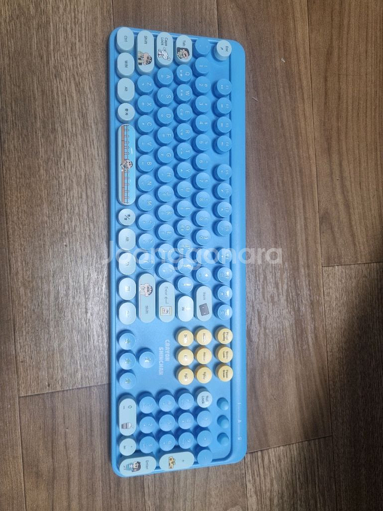 크레용 신짱 무선 키보드--0