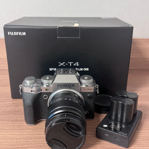 후지필름 X-T4 카메라 와 XF18-55mm