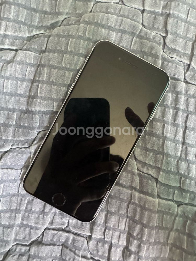 (상태 S급) 아이폰 se2 화이트 128G--0