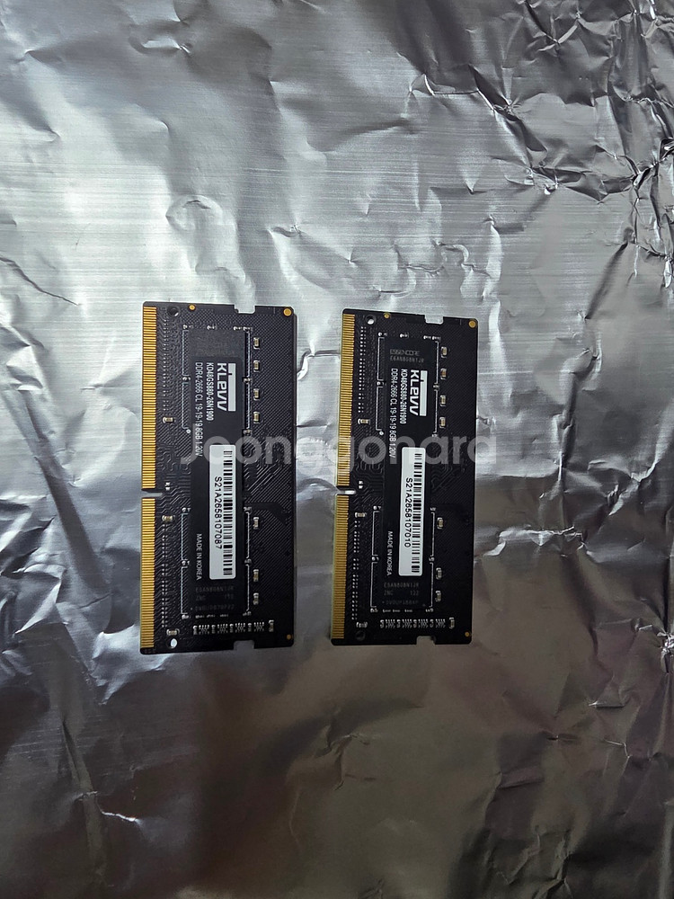 에센코어 노트북용 DDR4 8GB * 2개--0