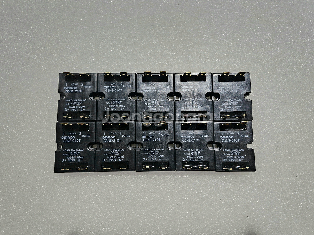 와! 싸다OMRON SSR. G3NE-210T. 10개--1