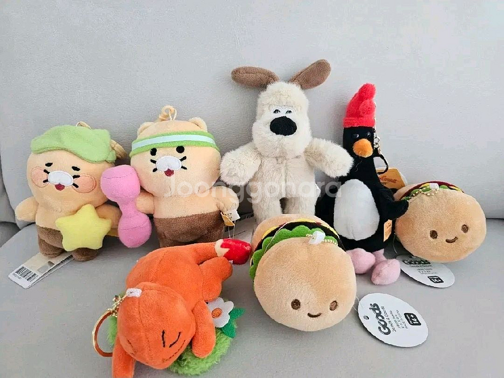 여러가지 키링 및 짱구무드등팝니다.--0
