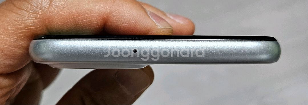 갤럭시 점프2 화이트 128GB A급 싸게 팝니다.--2