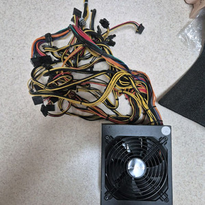 정격 1250w 플래티넘등급 파워