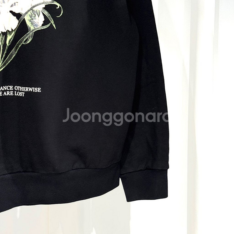 [48사이즈]우영미 플라워 백로고 후드티--5