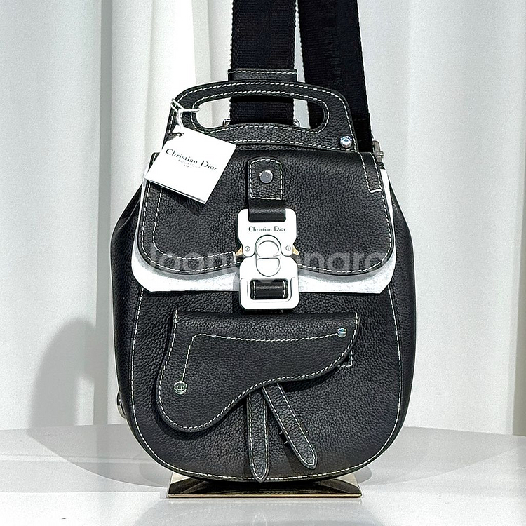 [새상품급,풀구성]디올 갤럽 슬링백 그레인스킨 크로스백--9