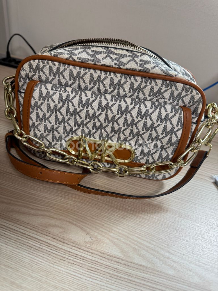 Michael Kors 미니 크로스백 (A급) / 단--0