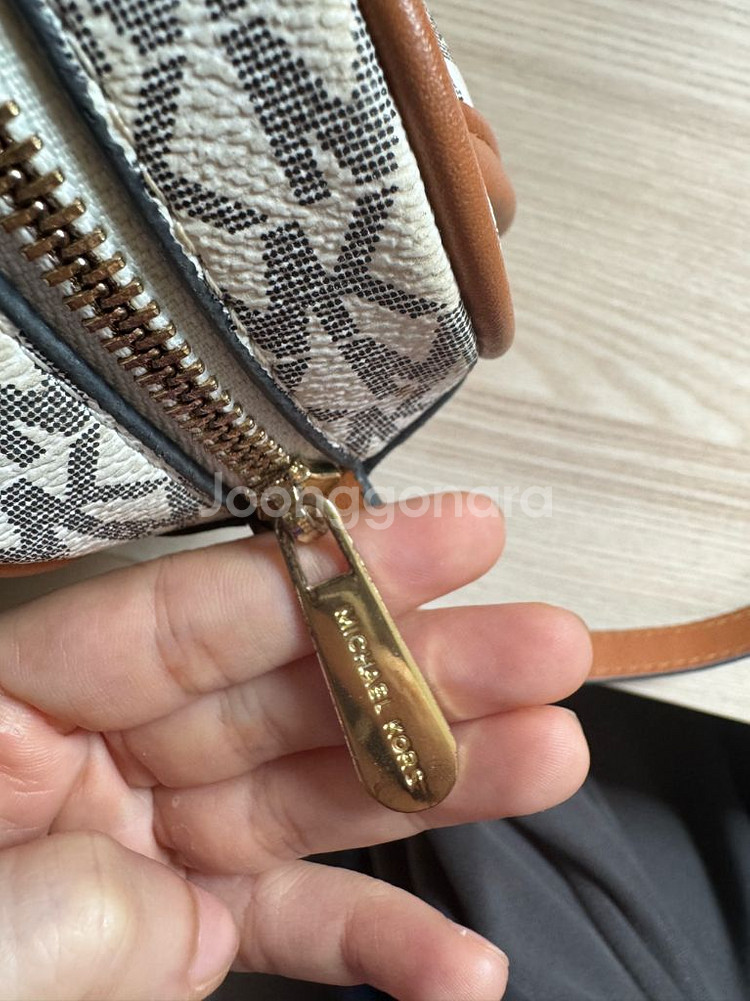 Michael Kors 미니 크로스백 (A급) / 단--5