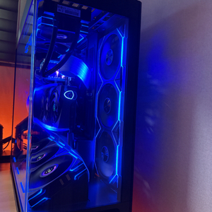 Intel i7 14700KF 반본체 pc 팝니다