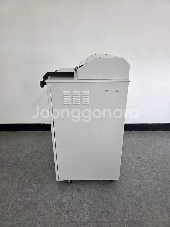 골판지 세단기(세절기 파쇄기 천공기)--1