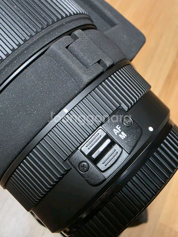 SIGMA APO DG HSM 70-200mm f2.8--2