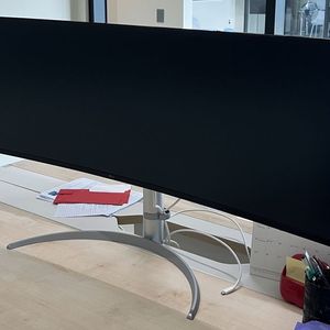 LG 울트라와이드 49WQ95C 49인치 4개월 사용