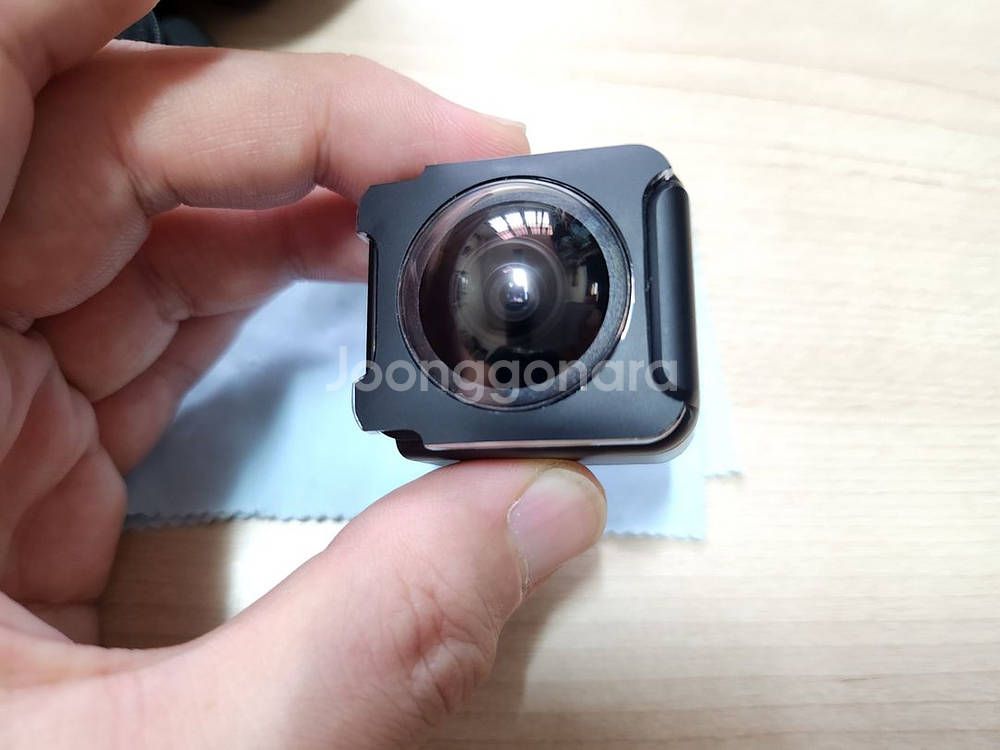 인스타360 one RS용 360도 렌즈 새제품--1