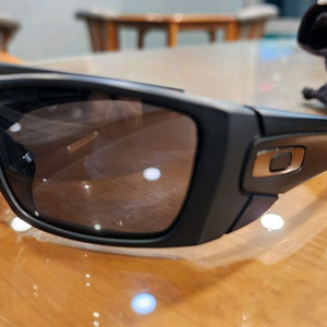 오클리퓨얼셀 OO9096-3060 판매합니다