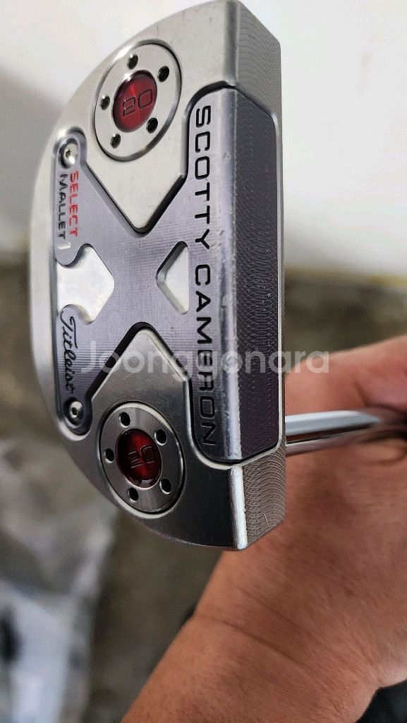 스카티카메론 퍼터 33인치 판매합니다--5