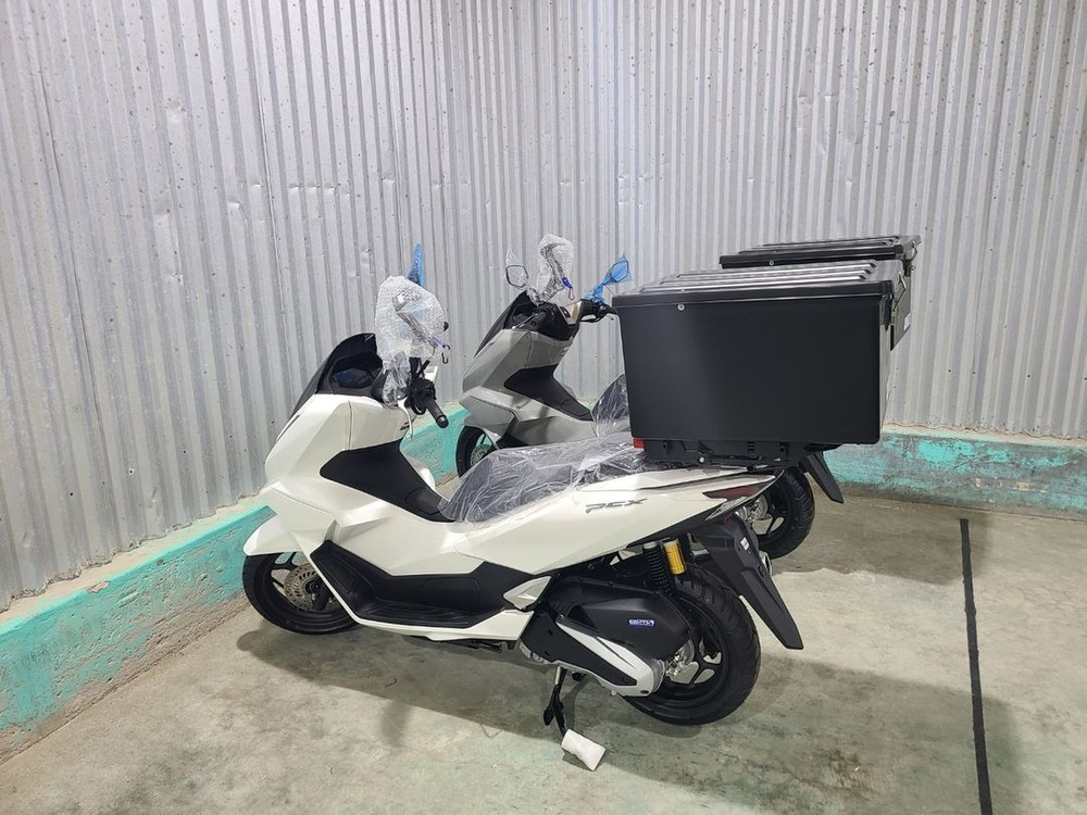 배달 오토바이 PCX 125 신형 이미지