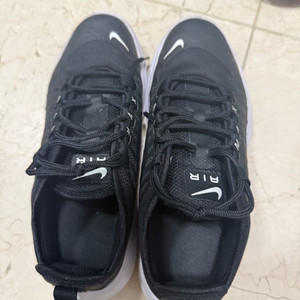 나이키 운동화 225