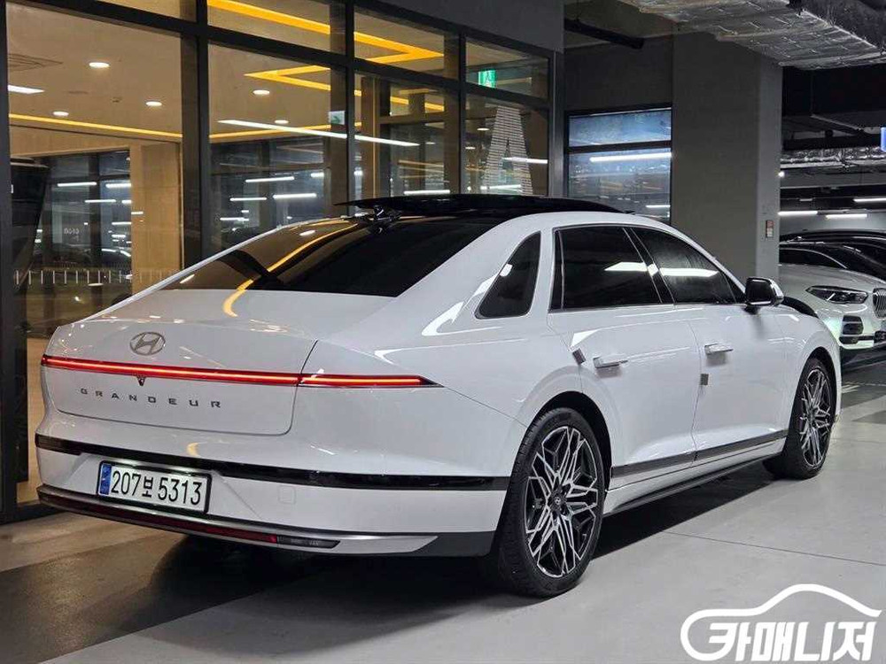 [현대]그랜저 (GN7) LPG 3.5 2WD 익스클루 이미지
