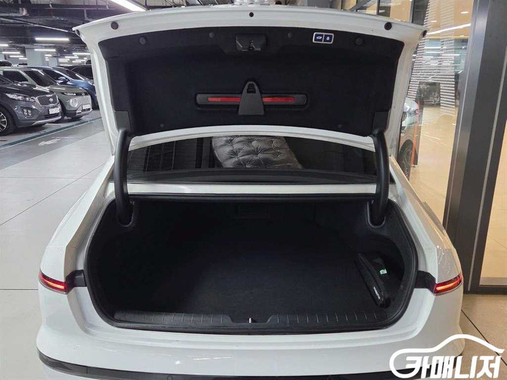 [현대]그랜저 (GN7) LPG 3.5 2WD 익스클루 이미지