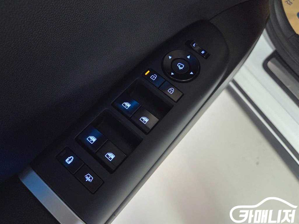 [현대]그랜저 (GN7) LPG 3.5 2WD 익스클루 이미지