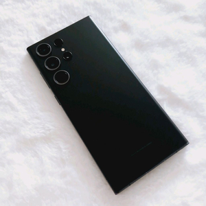 삼성 갤럭시 S23울트라 256GB 반짝반짝빛이납니다