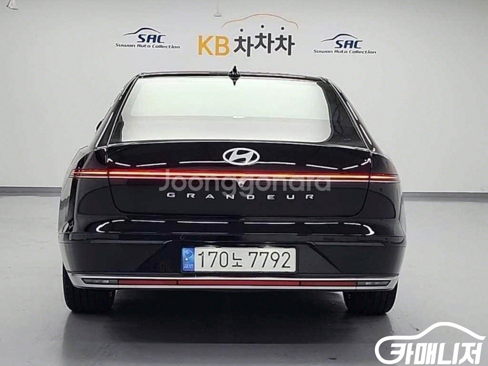 [현대]그랜저 (GN7) LPG 3.5 2WD 익스클루--2