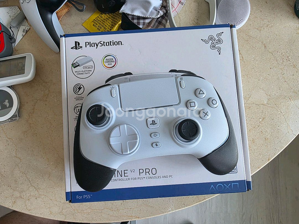 레이저 울버린 V2 프로 (Pro) PS5 판매합니다--1