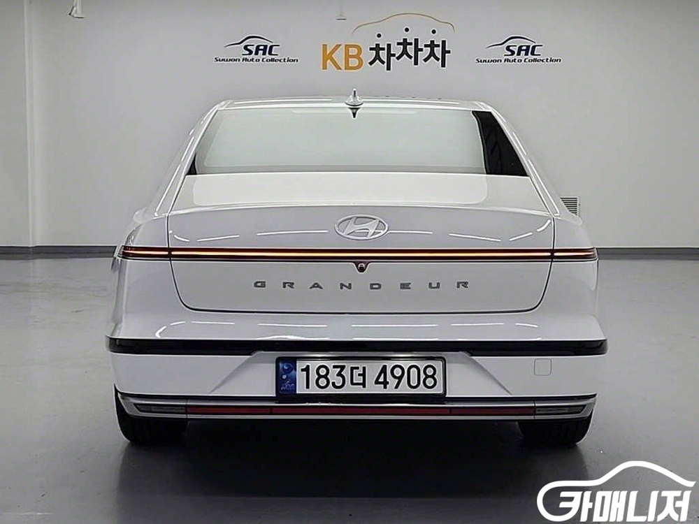 [현대]그랜저 (GN7) LPG 3.5 2WD (택시형 이미지