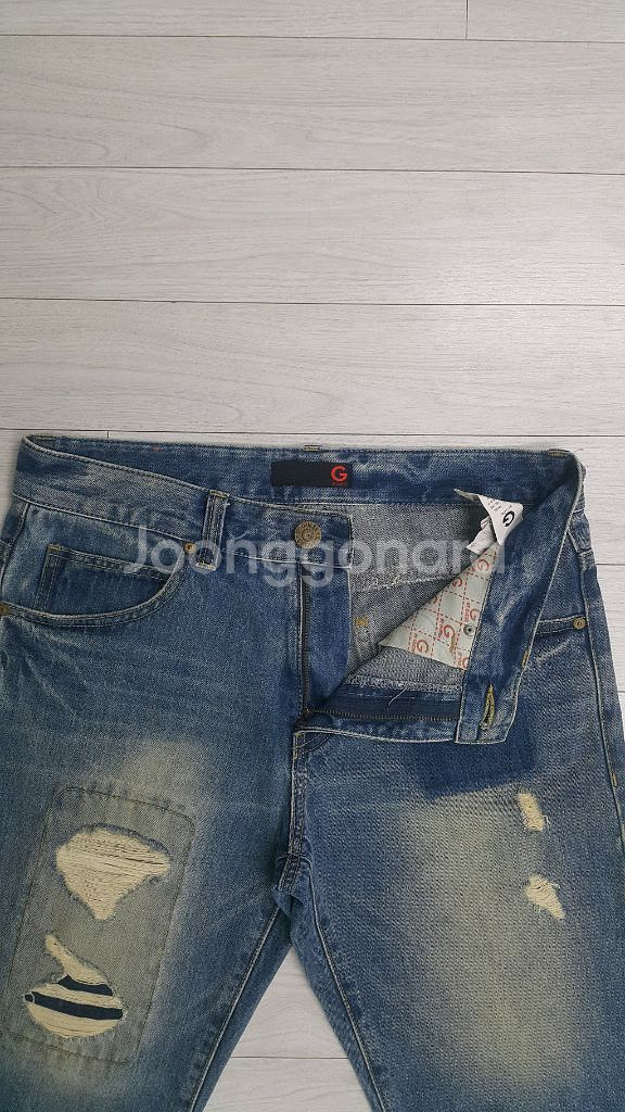 GUESS 금장(정품) 청반바지 32인치(No.621)--3