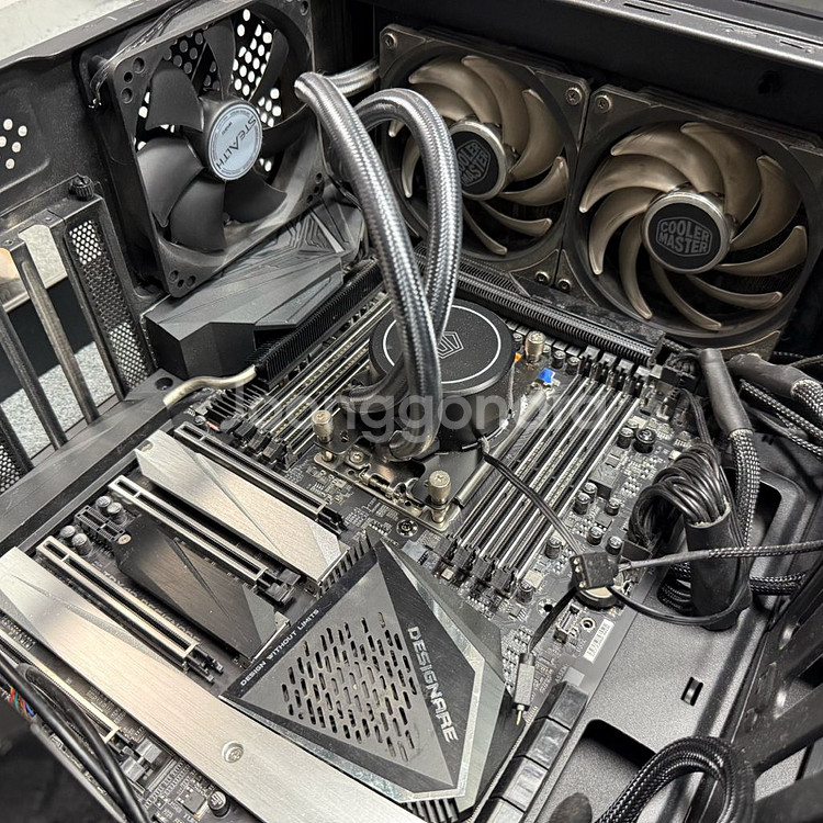 [80%할인] 라이젠 3970X + TRX40 + 수냉--0