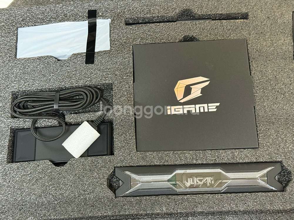 컬러풀 RTX 5080 Vulcan OC 불칸--1