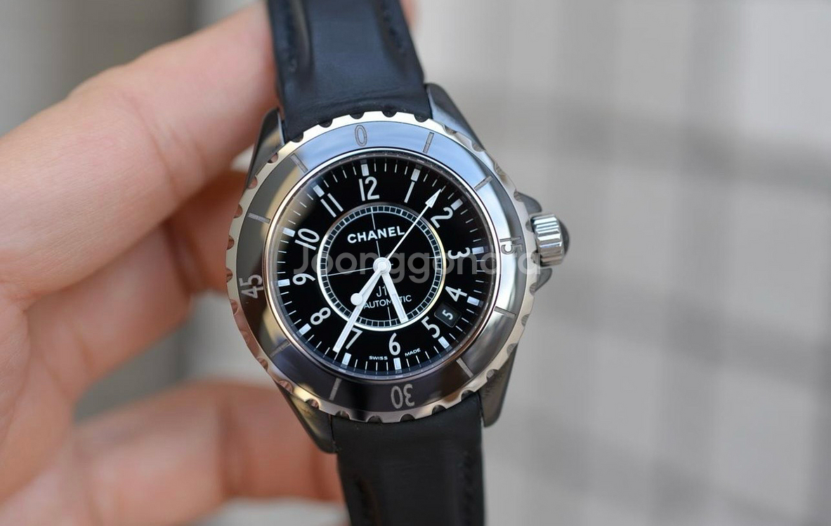샤넬 j12 시계 38mm 블랙 오토매틱--4