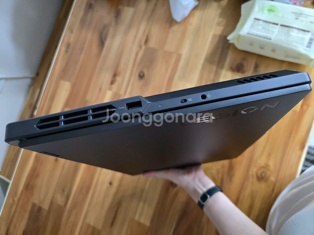 Legion Pro 5i 16IRX9 i9 4070--4