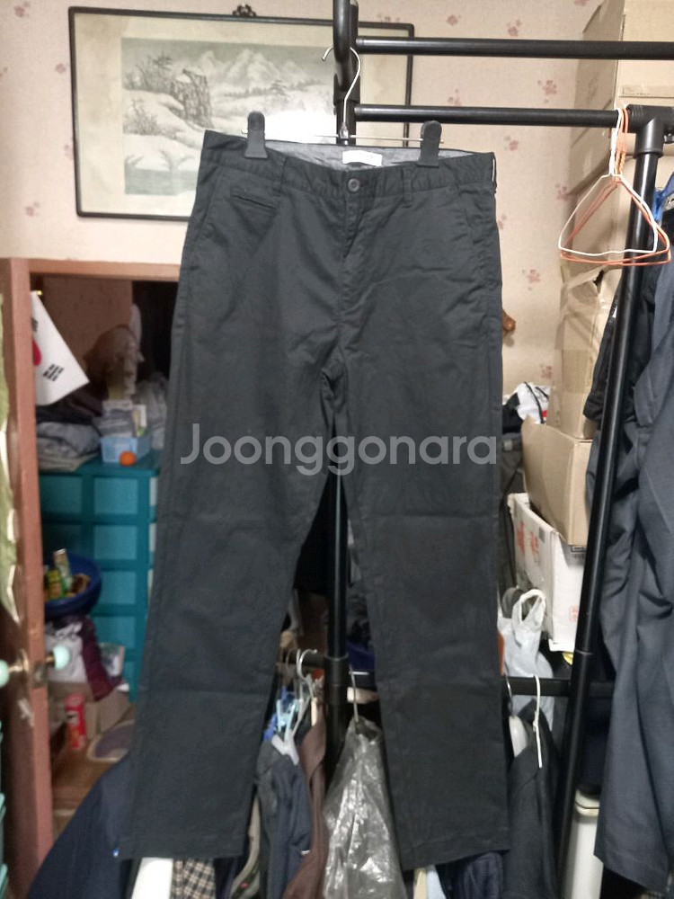 [지오다노]치노 면바지 블랙컬러 32사이즈--0