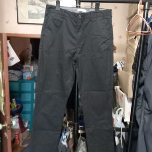 [지오다노]치노 면바지 블랙컬러 32사이즈