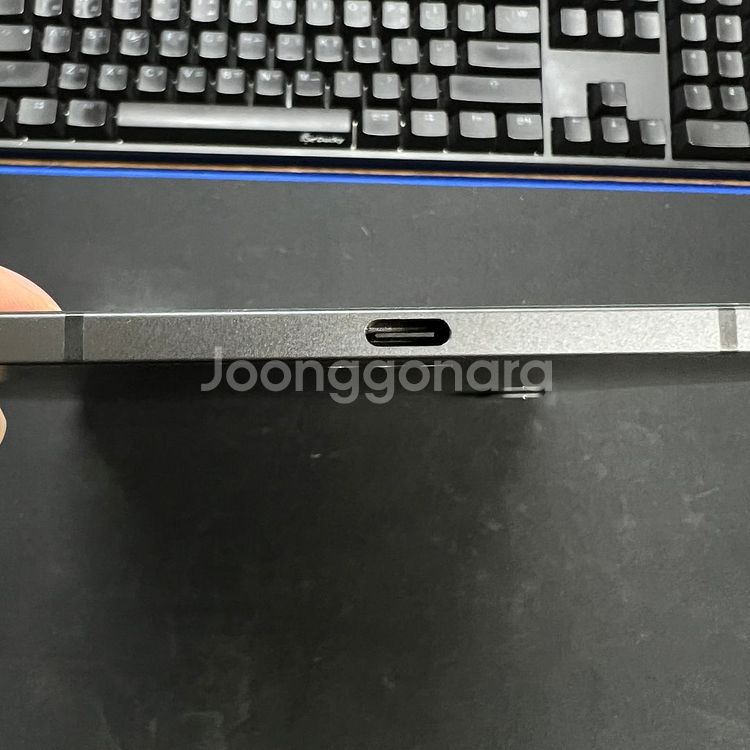 아이패드프로13 M4 256기가 셀룰러 (A2926)--6