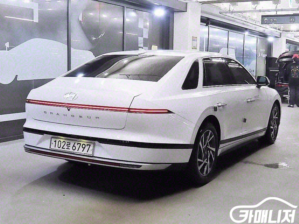 [현대]그랜저 (GN7) LPG 3.5 2WD (택시형 이미지